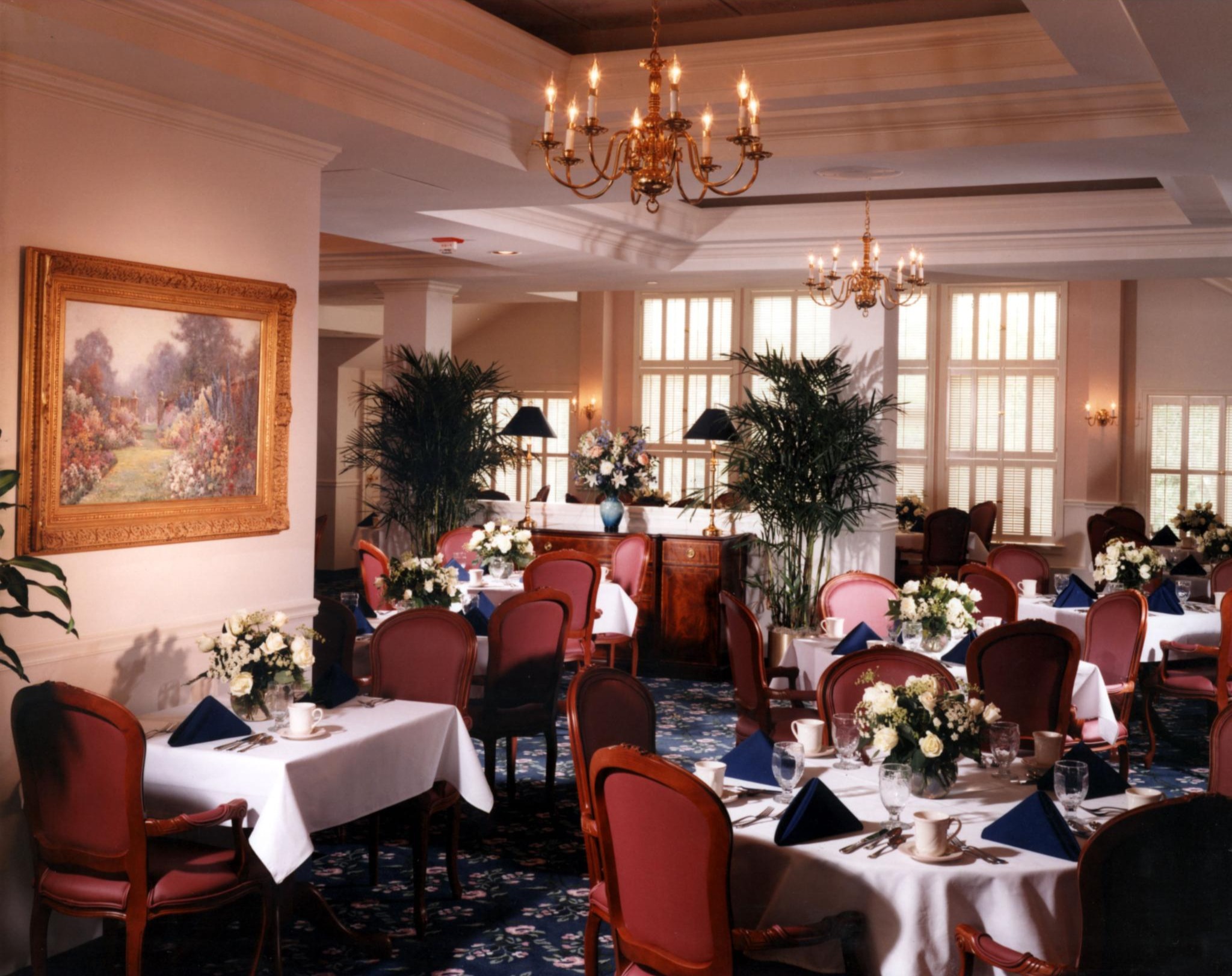 NEW FOURTH FLOOR COMMUNITY BUILDING CENTRAL DINING ROOM
